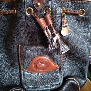Purse Dooney and Bourke